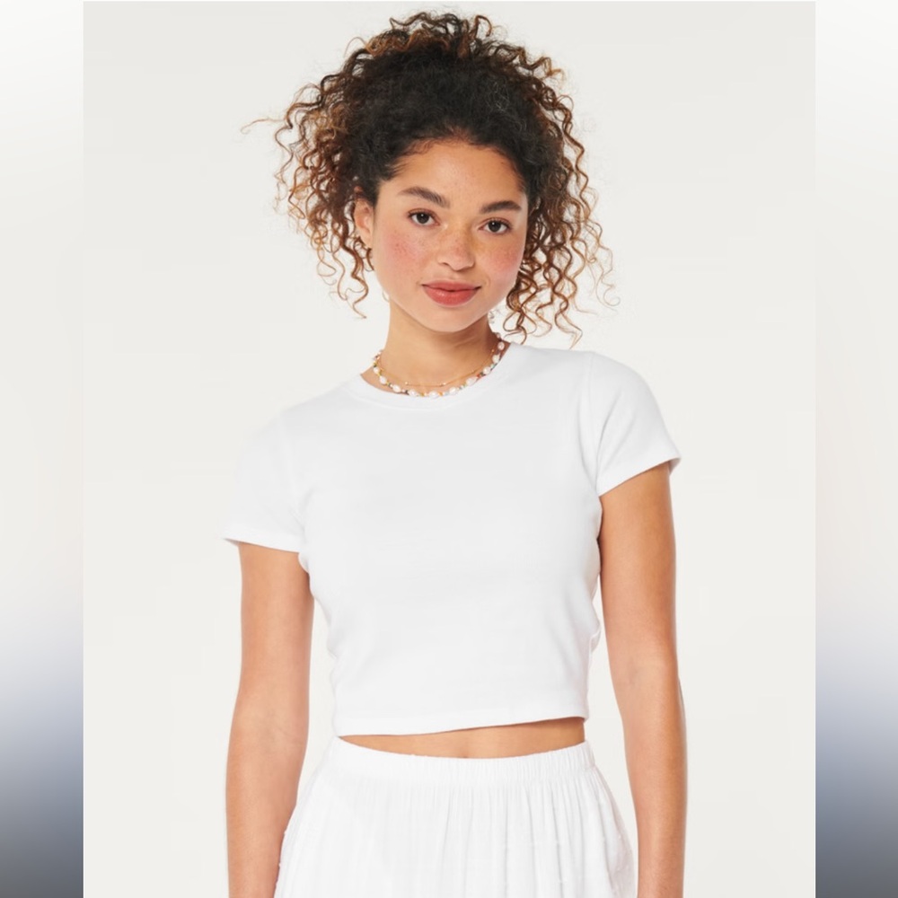 Hollister women white tee